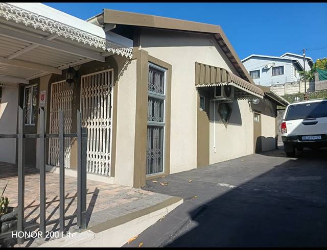 2 BEDROOM HOUSE FOR SALE IN VERULAM CENTRAL